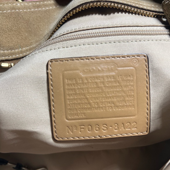 Vintage COACH Soho Suede Cargo Tote (Excellent condition) - Picture 8 of 10